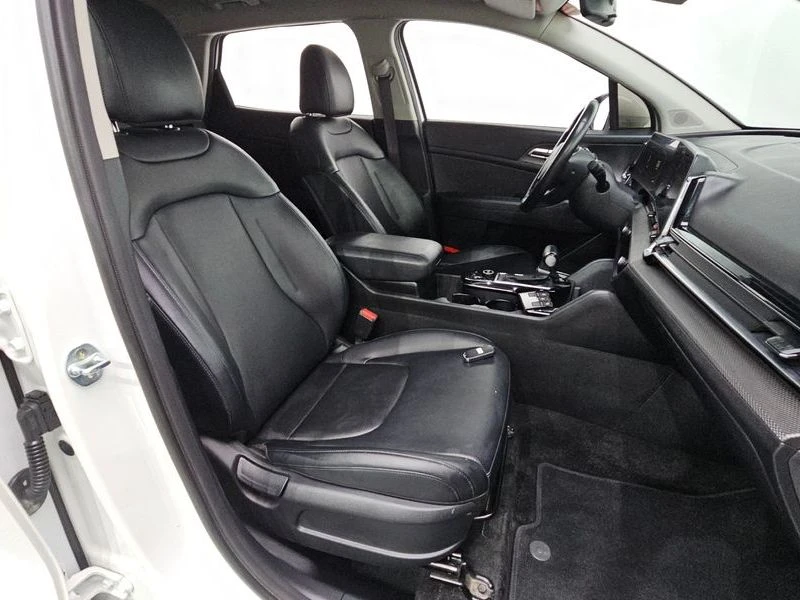 Kia Sportage 1.6 Automatic, снимка 8 - Автомобили и джипове - 55587950
