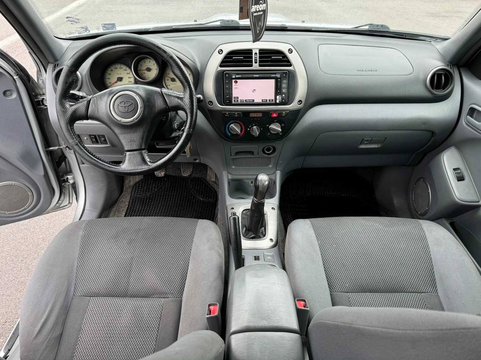 Toyota Rav4 2.0D4D - изображение 8