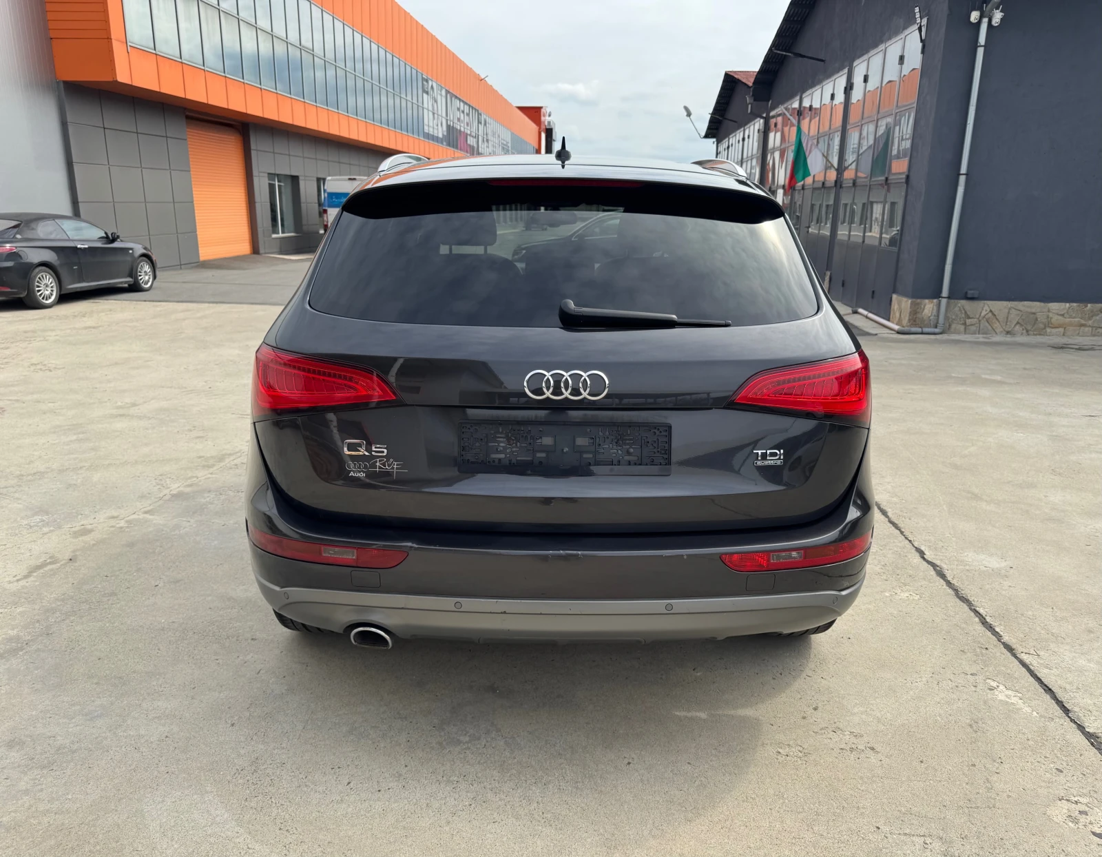 Audi Q5 2.0TDI S-LINE QUATTRO 271000km.100% - изображение 6