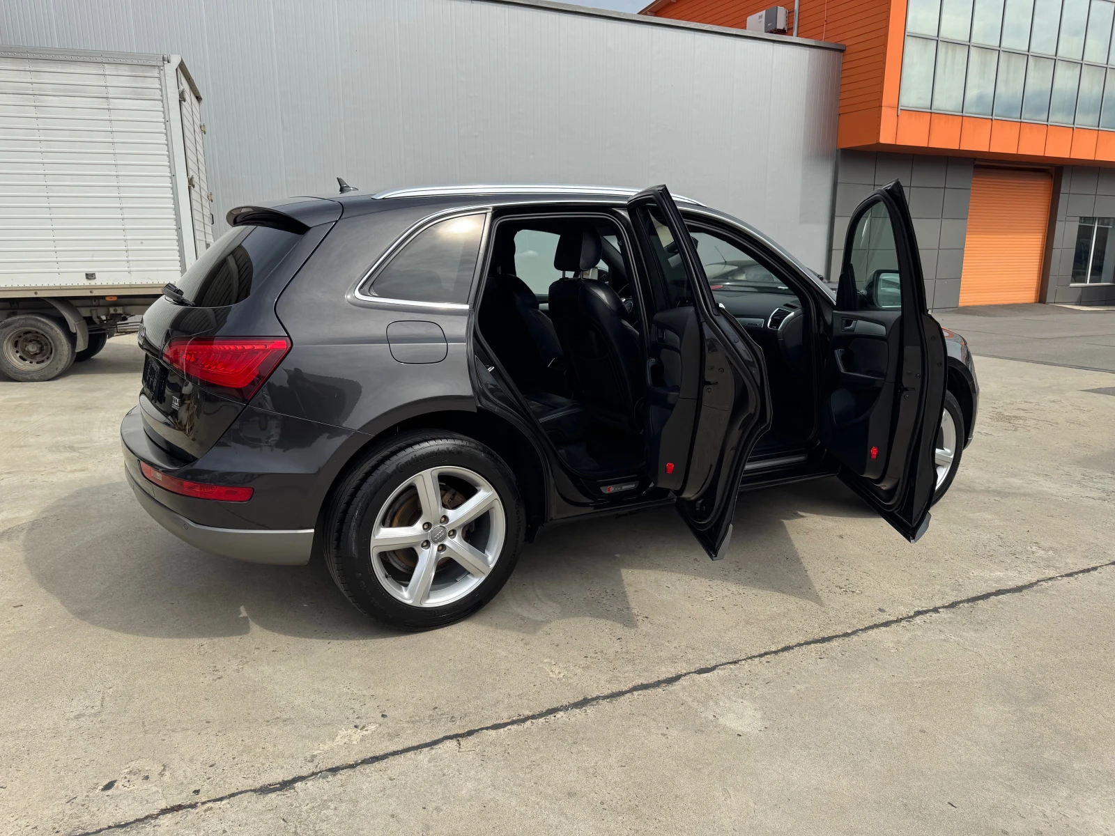 Audi Q5 2.0TDI S-LINE QUATTRO 271000km.100% - изображение 5
