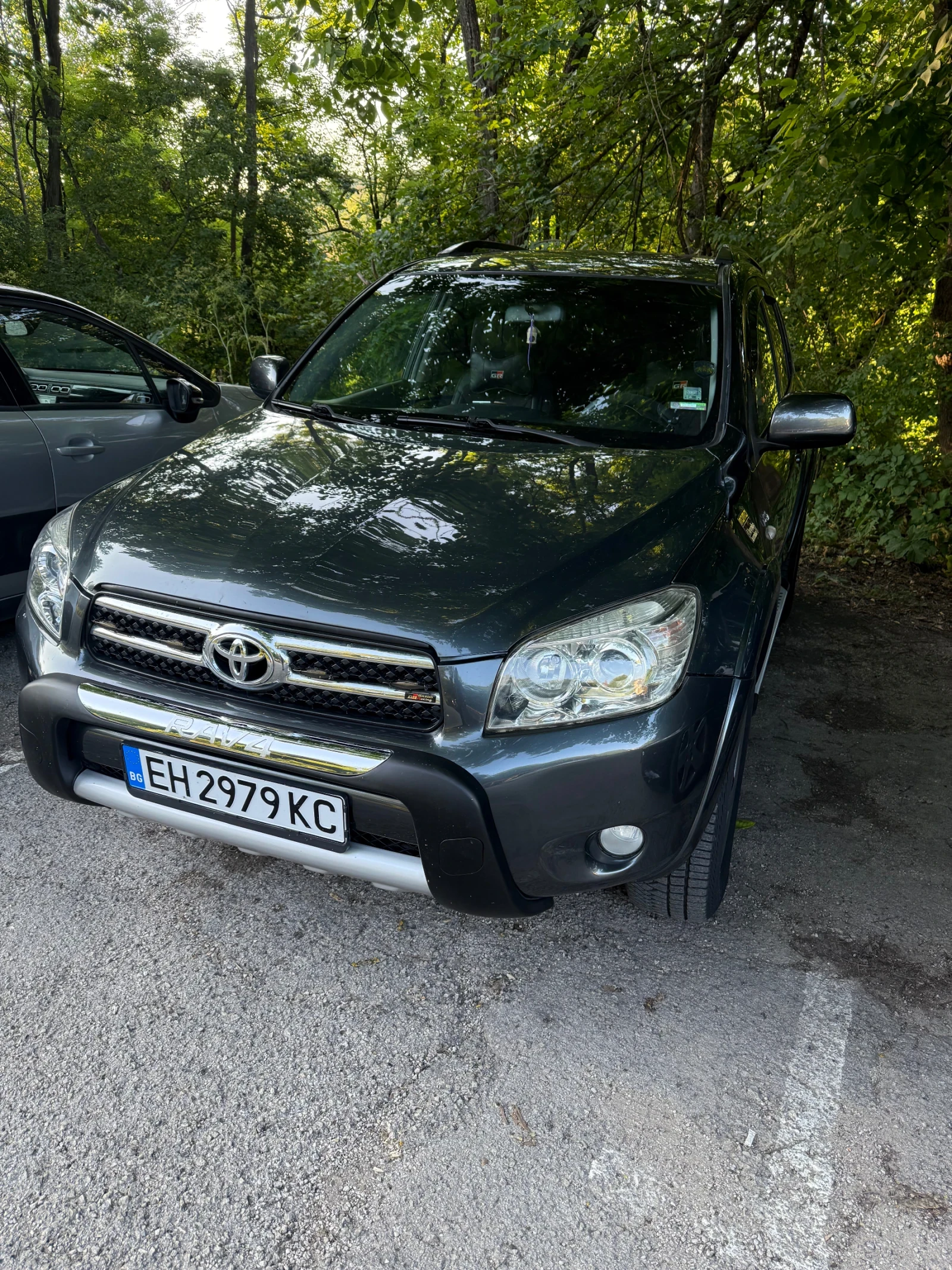 Toyota Rav4 2.2 Dcat - изображение 6