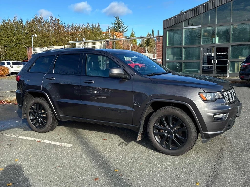 Jeep Grand cherokee 2019 Altitude * CARFAX * Цена до България - изображение 4