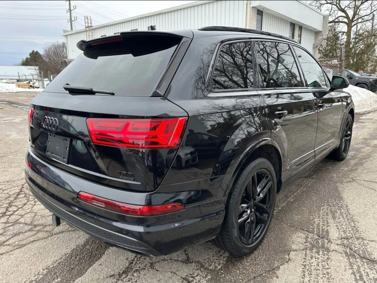 Audi Q7 2018/Massage/360/Bose/Комфорт салон/Без инцидент, снимка 5 - Автомобили и джипове - 53763662