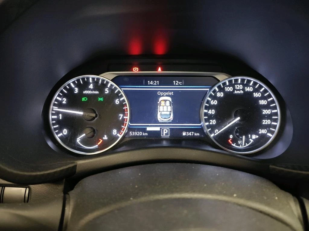 Nissan Juke 1.0 Kiiro - 53.920 km, снимка 8 - Автомобили и джипове - 54453063
