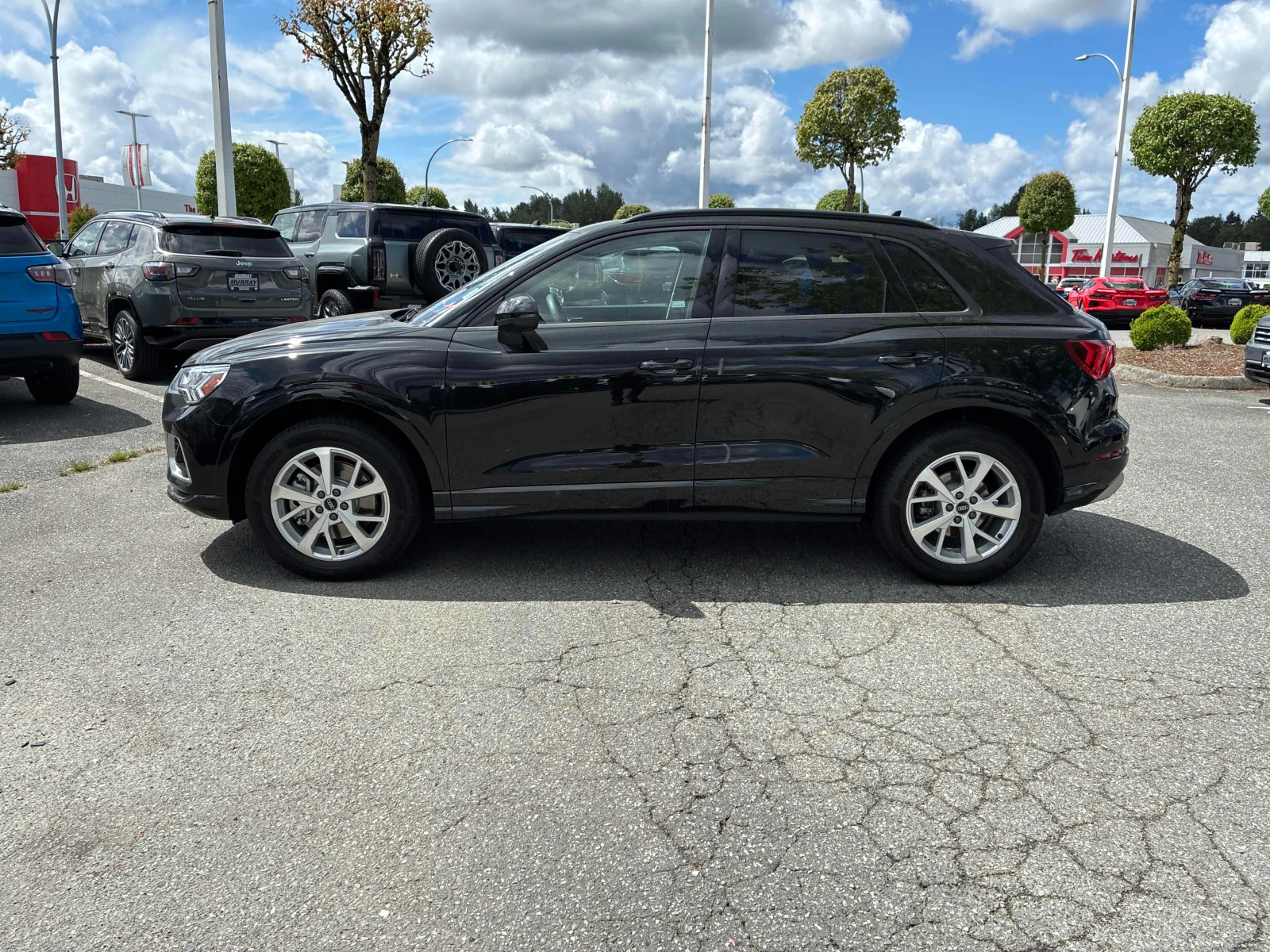 Audi Q3 * * CARFAX * * АВТО КРЕДИТ * * Цена до БГ * * , снимка 3 - Автомобили и джипове - 54577532