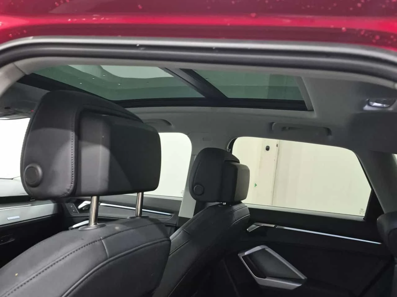 Audi Q3 * PROGRESSIV * CARFAX * ПОДГРЕВ * ПАНОРАМА * , снимка 12 - Автомобили и джипове - 55047864