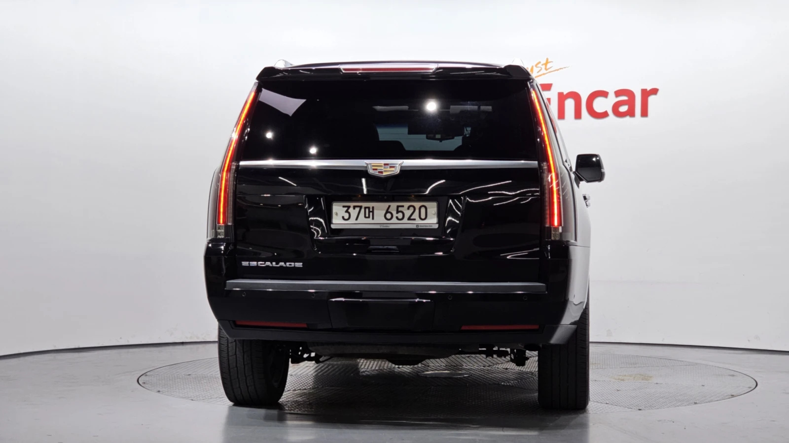 Cadillac Escalade 6.2* ЕЛ. БАГАЖНИК* BLIND SPOT* HUD* 360* КРАЙНА ЦЕ, снимка 4 - Автомобили и джипове - 55367080