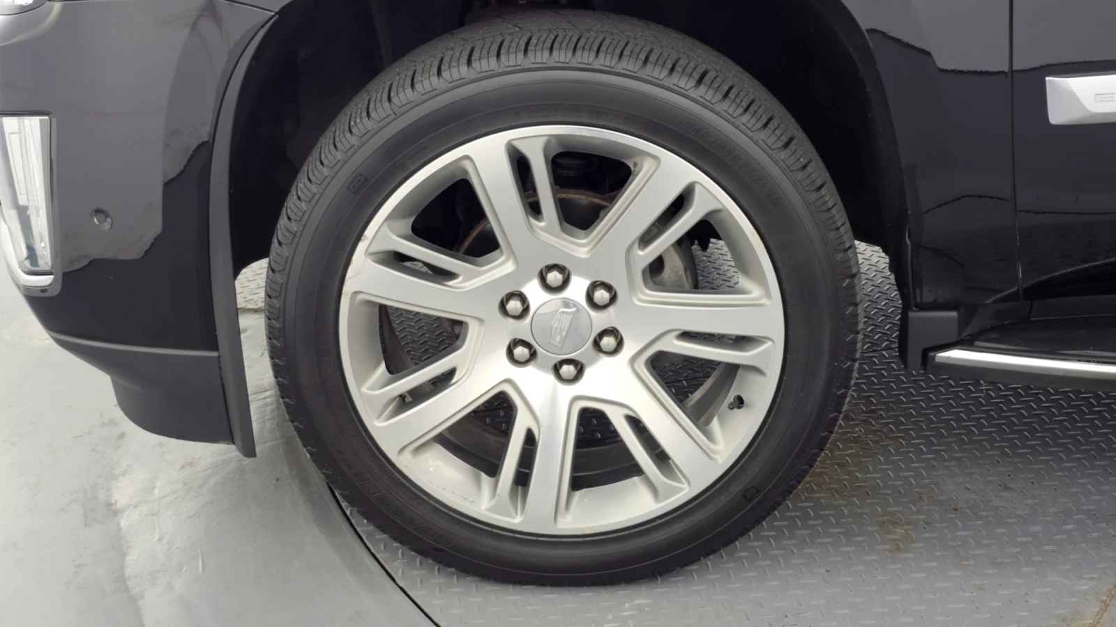 Cadillac Escalade 6.2* ЕЛ. БАГАЖНИК* BLIND SPOT* HUD* 360* КРАЙНА ЦЕ, снимка 5 - Автомобили и джипове - 55367080