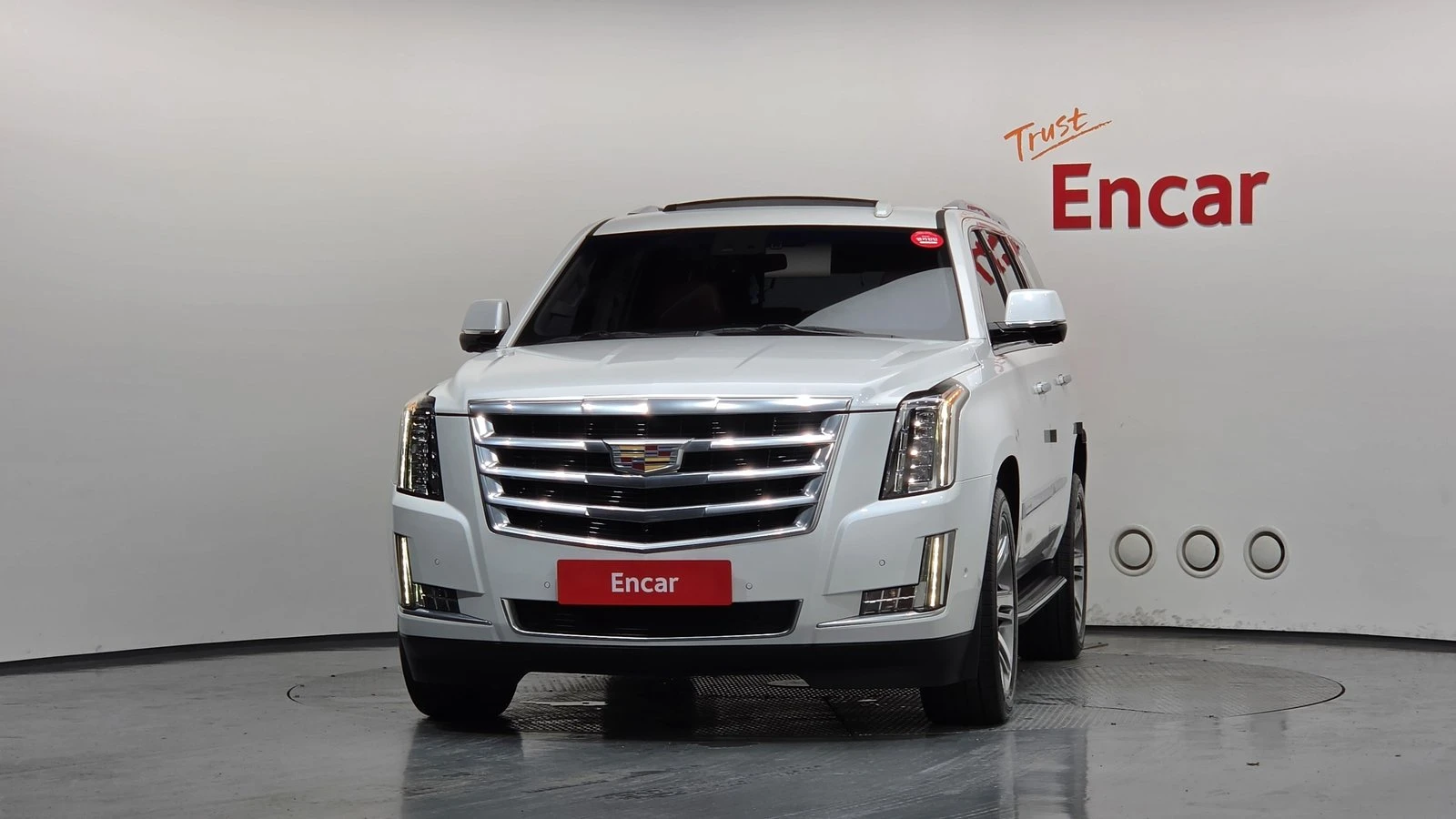 Cadillac Escalade 6.2* ЛЮК* 360* ПОДГРЕВ ВОЛАН* ЕЛ. БАГАЖНИК* КРАЙНА, снимка 3 - Автомобили и джипове - 55367080