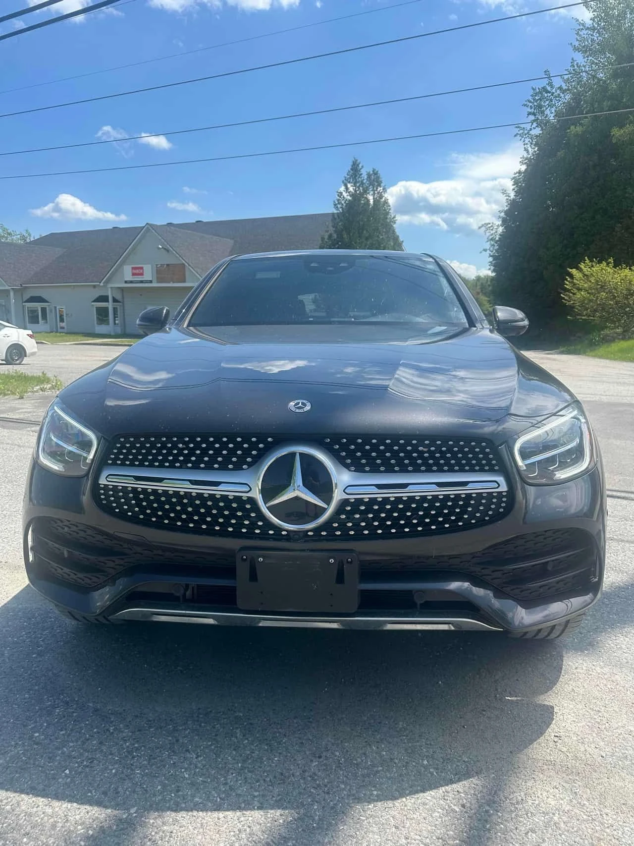 Mercedes-Benz GLC 300 * COUPE * ГЛАВНО ПРЕДСТАВИТЕЛСТВО , снимка 2 - Автомобили и джипове - 55555154
