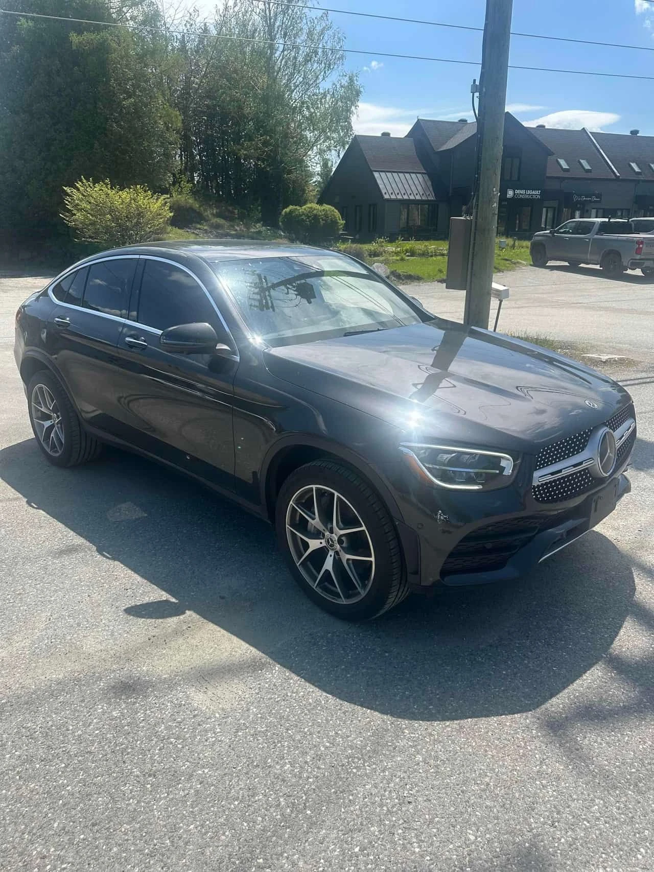 Mercedes-Benz GLC 300 * COUPE * ГЛАВНО ПРЕДСТАВИТЕЛСТВО , снимка 3 - Автомобили и джипове - 55555154