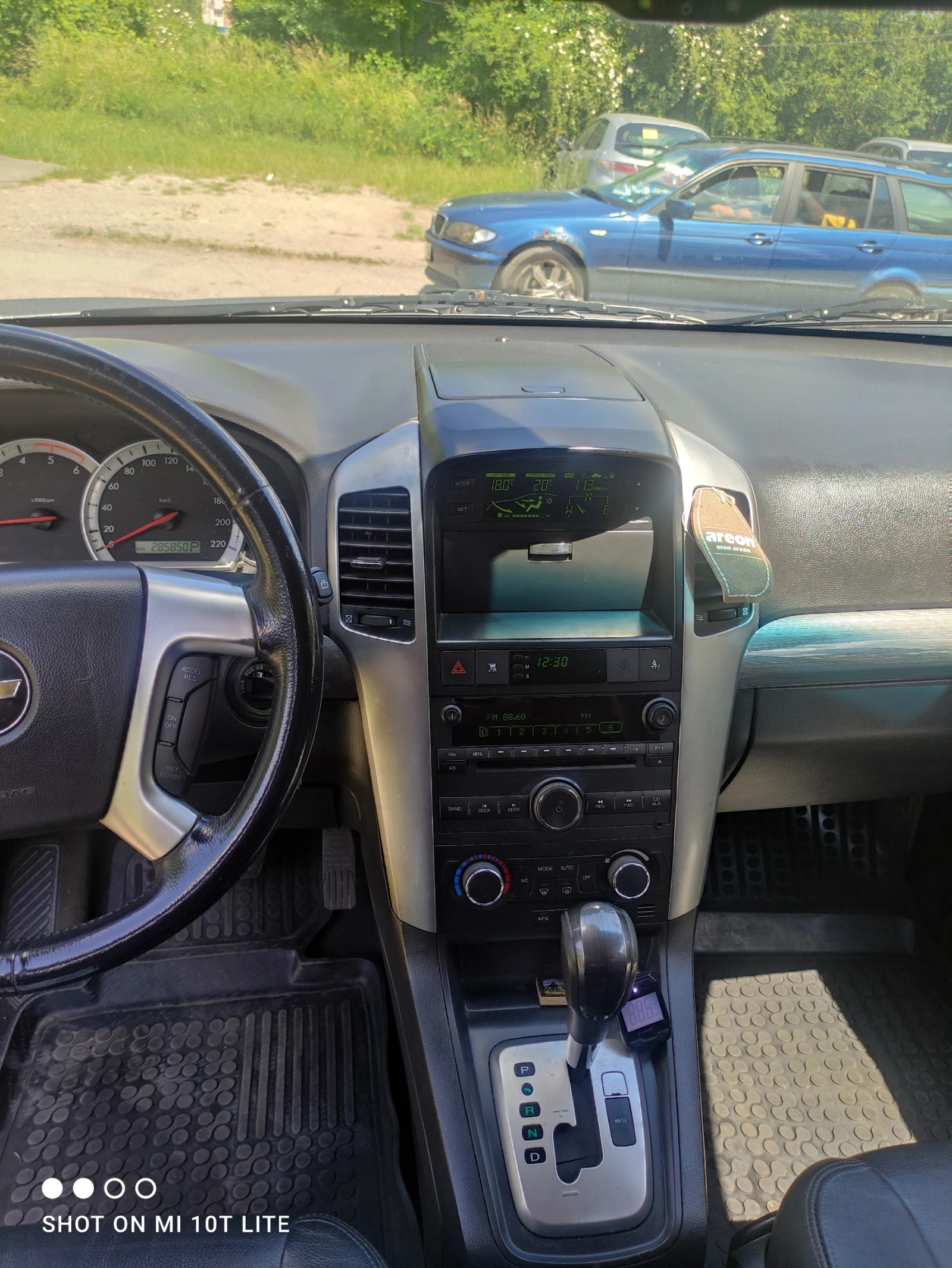 Chevrolet Captiva, снимка 10 - Автомобили и джипове - 55642258