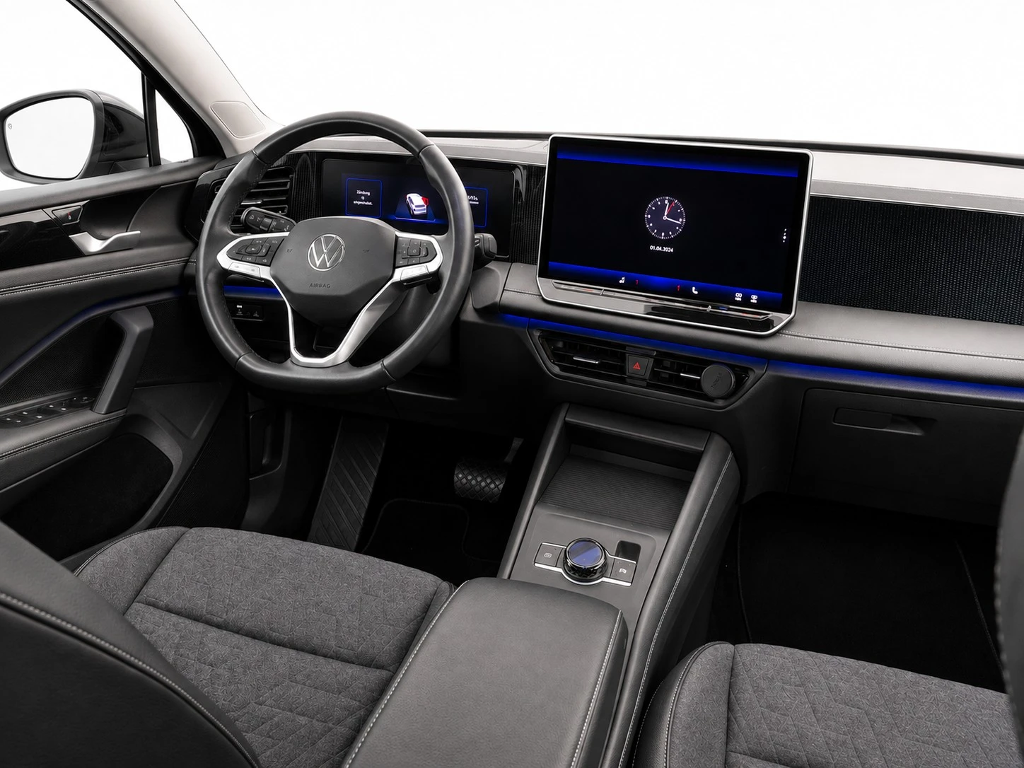 VW Tiguan 4Motion 193 к.с. DSG DCC Pro / HUD , снимка 6 - Автомобили и джипове - 55858557