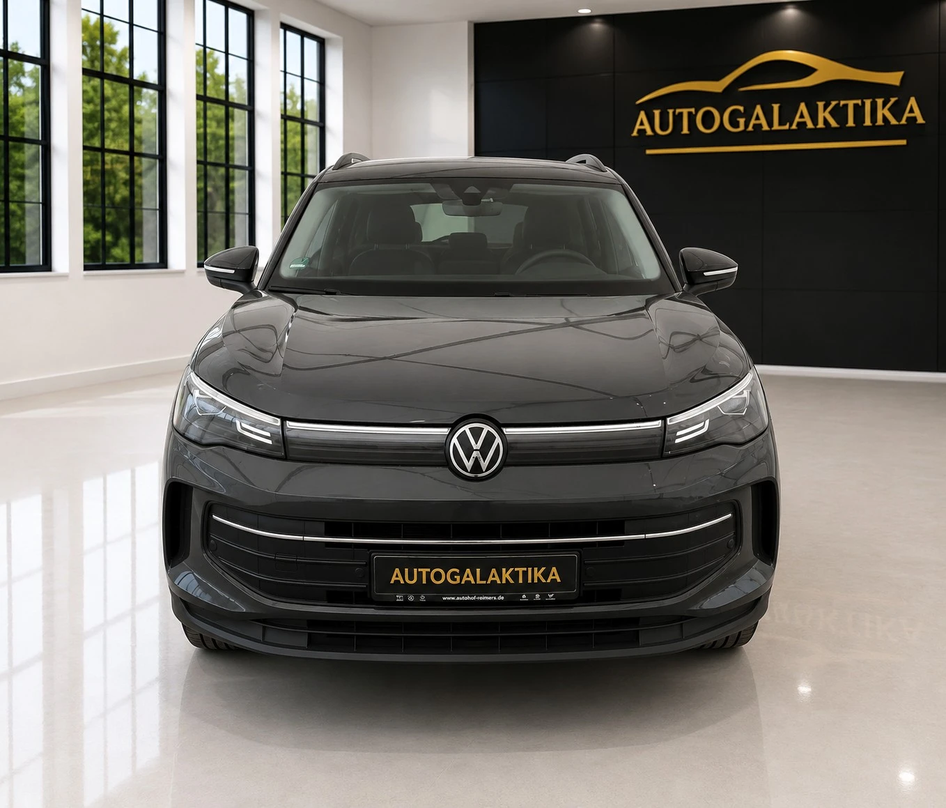 VW Tiguan 4Motion 193 к.с. DSG DCC Pro / HUD , снимка 3 - Автомобили и джипове - 55858557