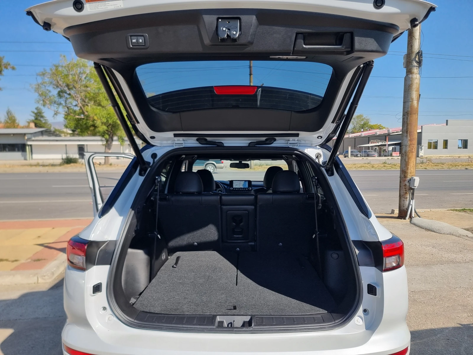 Mitsubishi Outlander Bose-360-kameri-podgrevi-keyless-7m-euro-6d | Mobile.bg � ����������� 16
