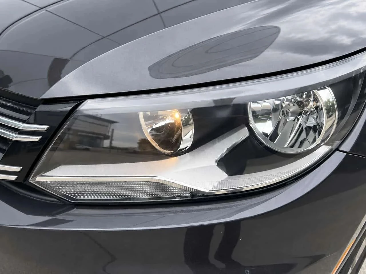 VW Tiguan, снимка 9 - Автомобили и джипове - 56710598