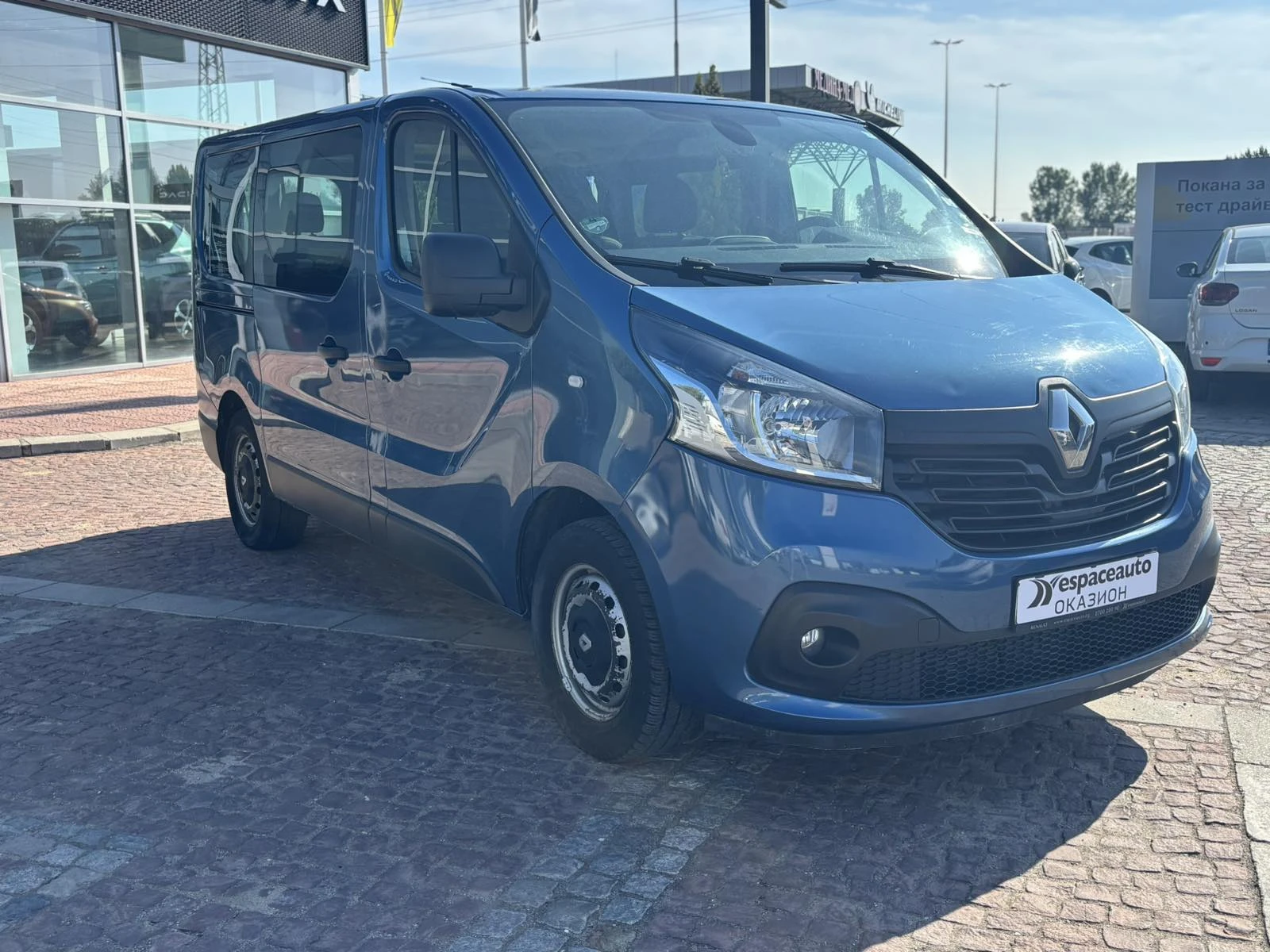Renault Trafic L1H1 8+ 1 Energy dCi 125 к.с. BVM6 - изображение 4
