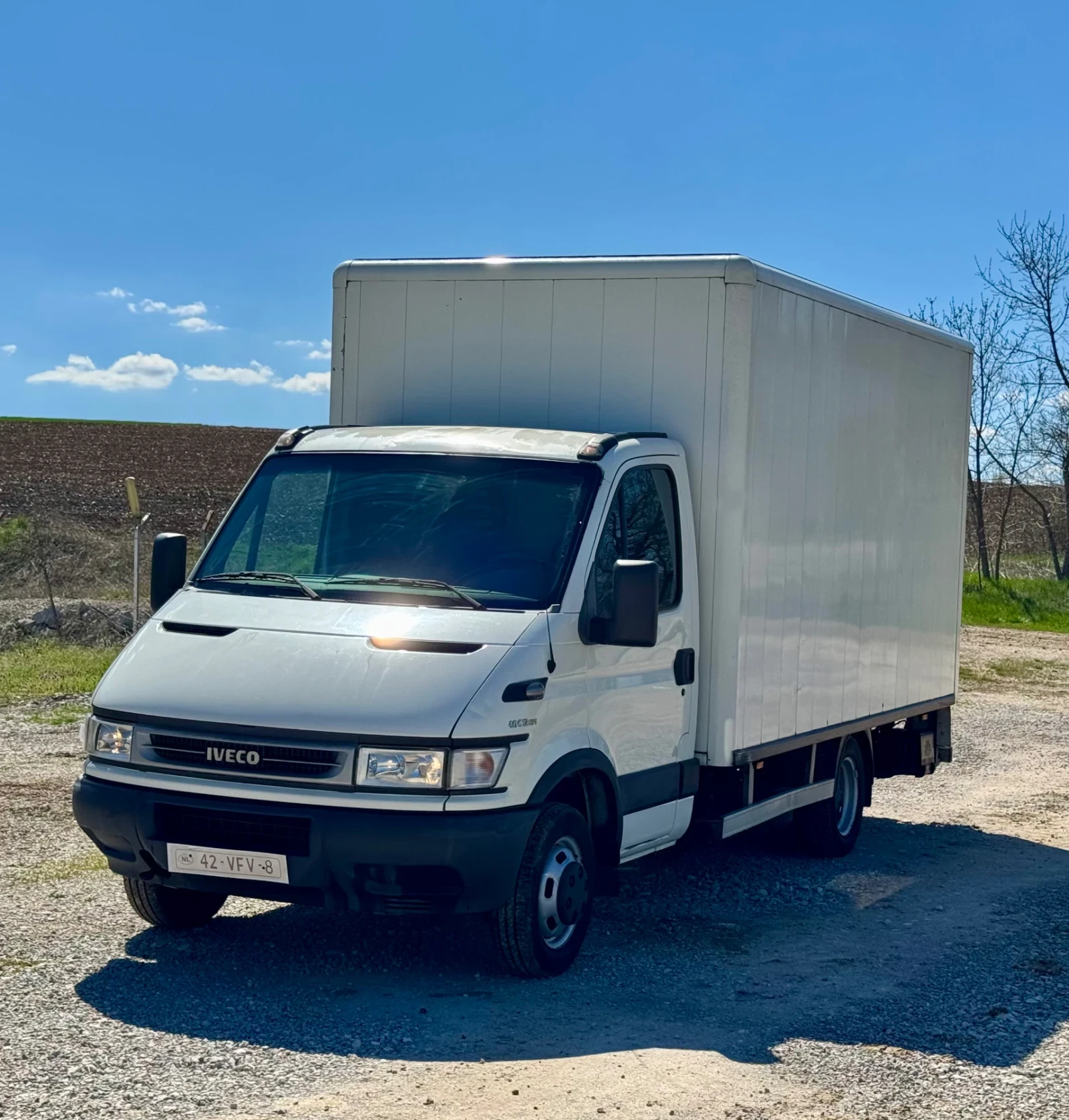 Iveco Daily ПАДАЩ БОРД* СТРАНИЧНА ВРАТА* СЕРВИЗНА ИСТОРИЯ, снимка 2 - Бусове и автобуси - 55698970