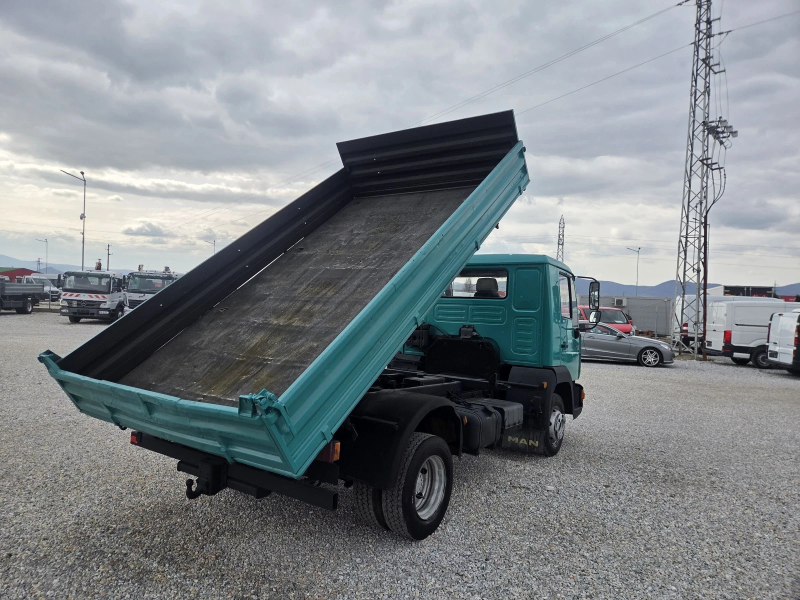 Man 8.153 ТРИСТРАНЕН САМОСВАЛ, снимка 5 - Камиони - 53925620