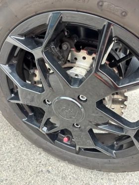 Piaggio Mp3 400куб., снимка 13 - Мотоциклети и мототехника - 53650586