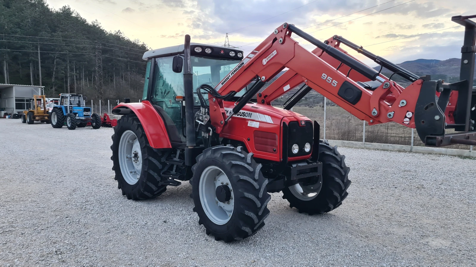 Трактор Massey 5470.Dyna-4.Нов внос - изображение 4