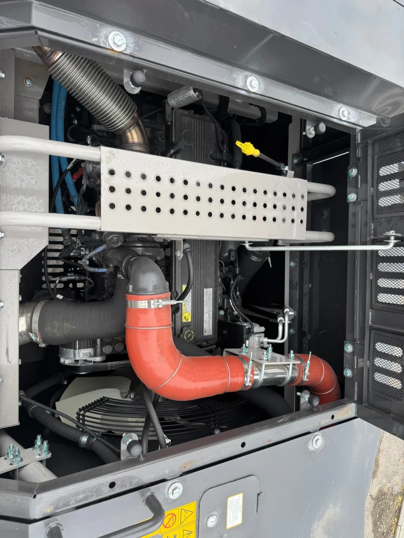 Багер ZOOMLION ZE375G, снимка 14 - Индустриална техника - 52512186