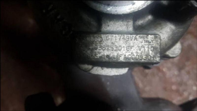 Двигател за VW Golf, снимка 1 - Части - 20423263