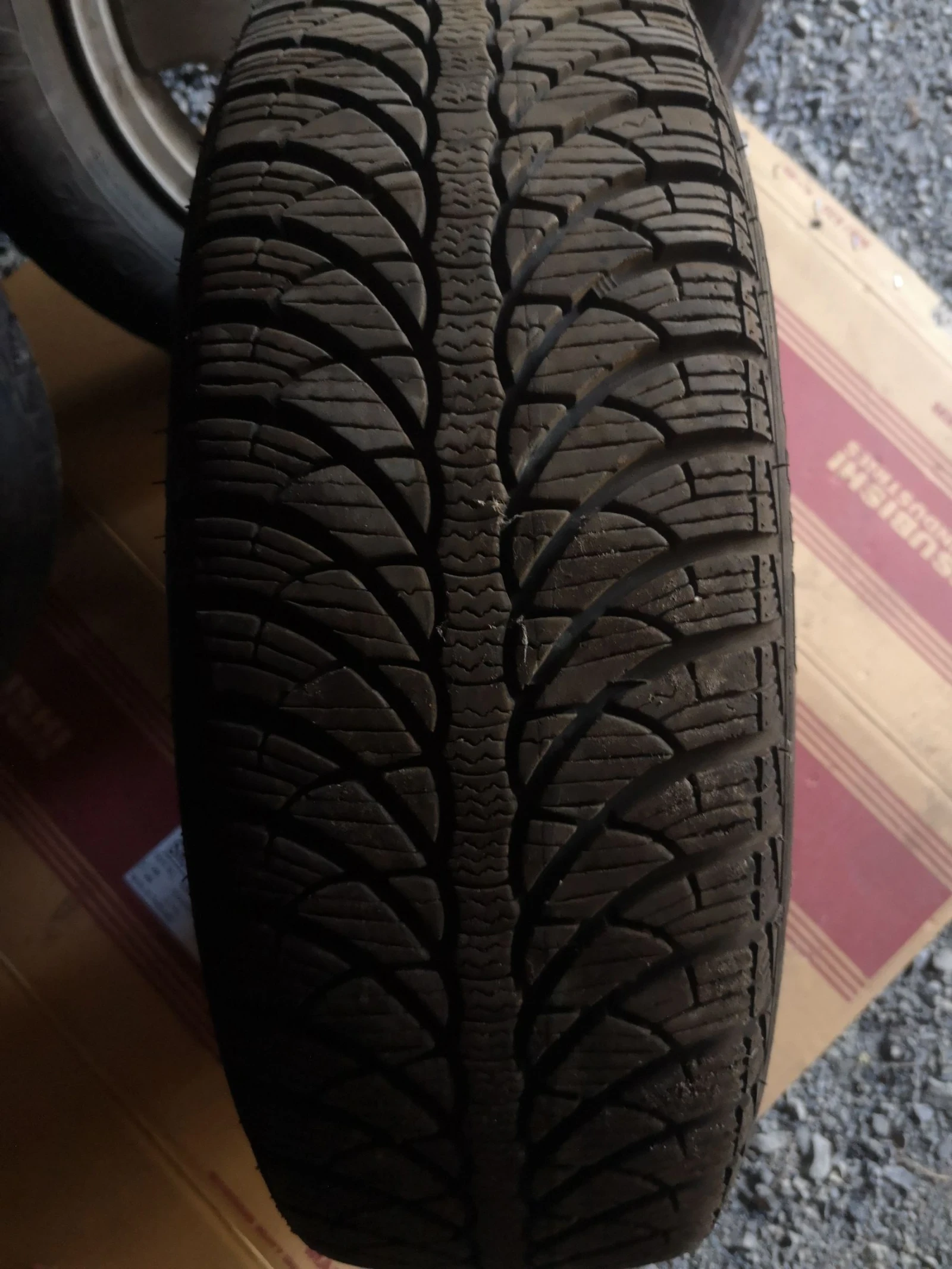 Гуми с джанти Fulda 185/60R15, снимка 2 - Гуми и джанти - 54730272