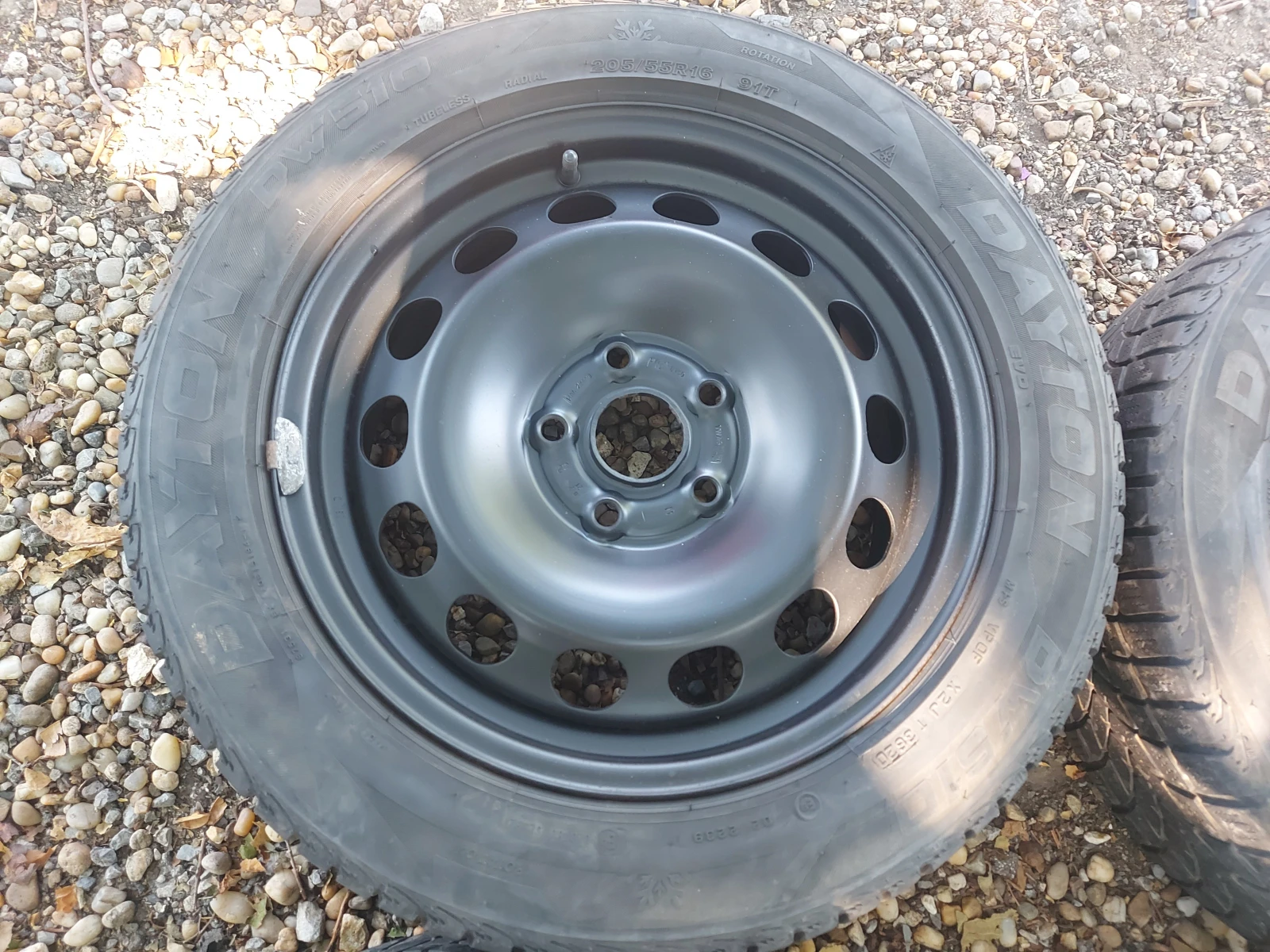 Гуми с джанти Dayton 205/55R16, снимка 5 - Гуми и джанти - 56112180