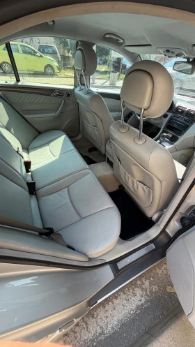 Mercedes-Benz C 220, снимка 8