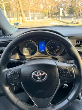 Toyota Auris 1.8 Hybrid / LPG, снимка 16