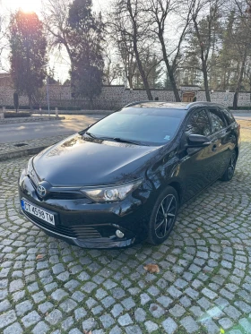 Toyota Auris 1.8 Hybrid / LPG, снимка 1