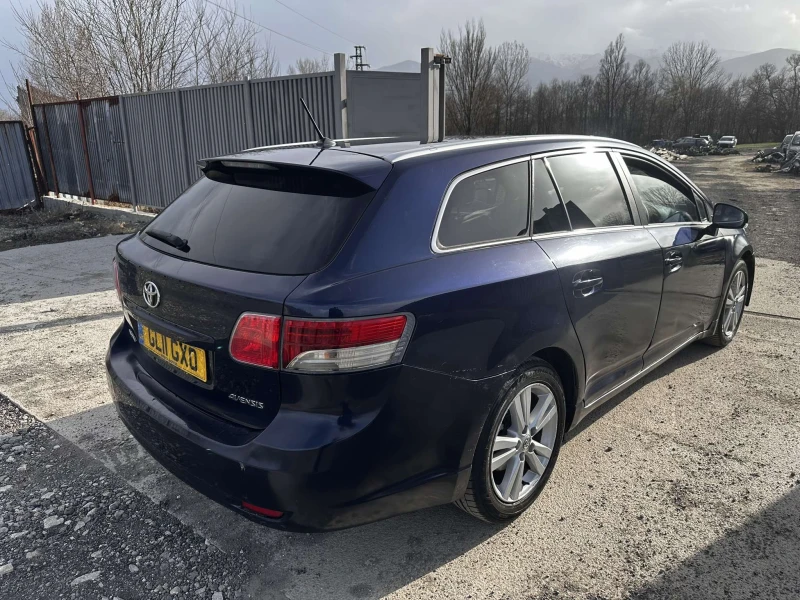 Toyota Avensis 2.0D-4D 126к.с НА ЧАСТИ, снимка 5 - Автомобили и джипове - 52557141