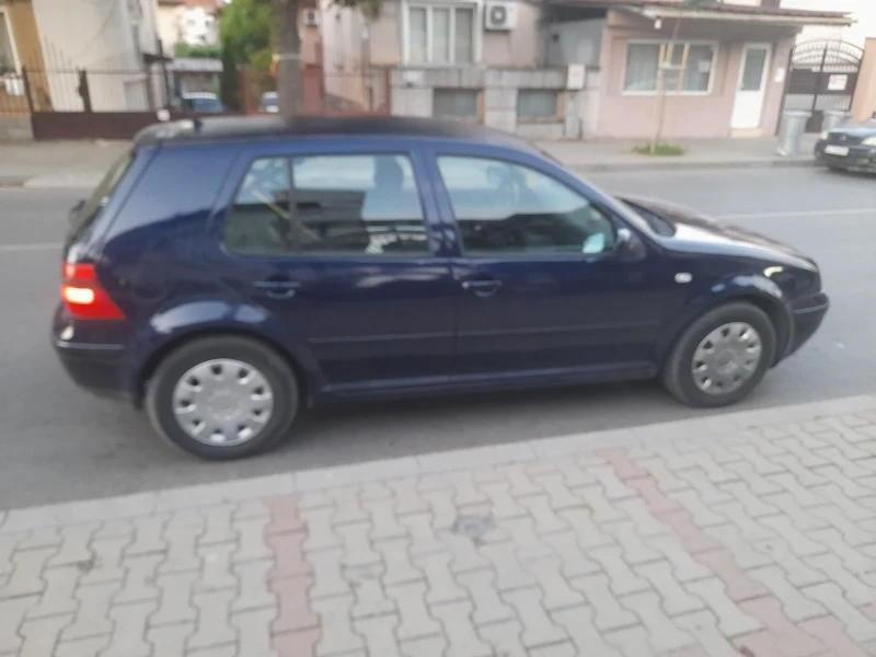 VW Golf 1.6SR 101к.с, снимка 5 - Автомобили и джипове - 48518047