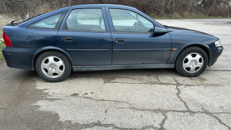 Opel Vectra 1.8 16v Z18XE, снимка 6 - Автомобили и джипове - 48443265