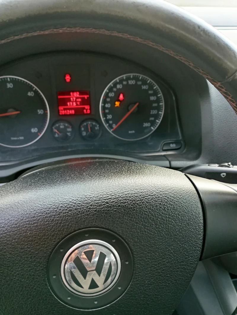 VW Golf, снимка 8 - Автомобили и джипове - 49024133