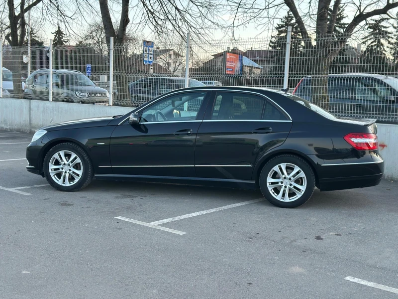 Mercedes-Benz E 220 CDI, снимка 7 - Автомобили и джипове - 49533064