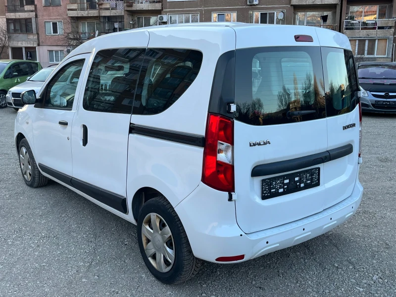 Dacia Dokker 1.6i, снимка 5 - Автомобили и джипове - 49564708