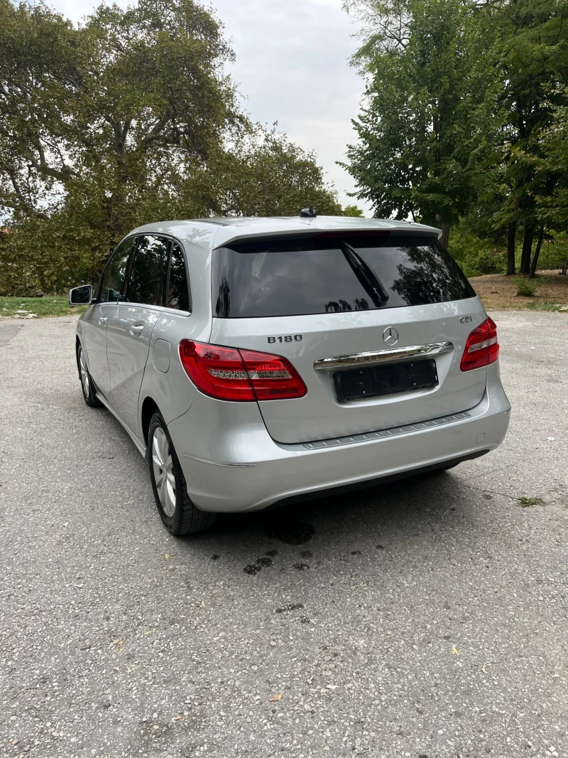 Mercedes-Benz B 180, снимка 7 - Автомобили и джипове - 50956537