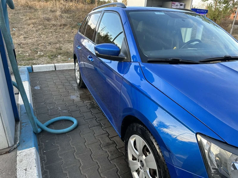 Skoda Fabia, снимка 3 - Автомобили и джипове - 52651283