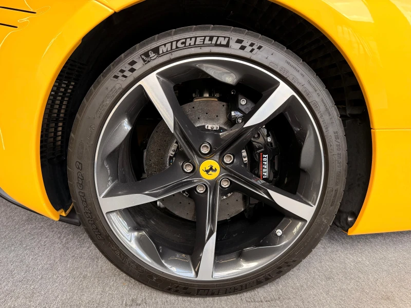 Ferrari SF 90 Stradale* Giallo* Лизинг, снимка 12 - Автомобили и джипове - 52090442