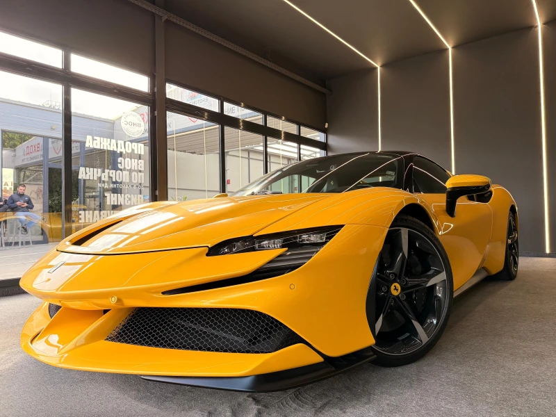 Ferrari SF 90 Stradale* Giallo* Лизинг, снимка 3 - Автомобили и джипове - 52090442