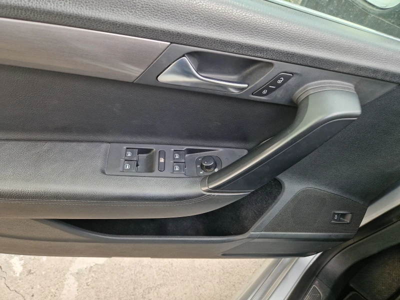 VW Passat B7, снимка 12 - Автомобили и джипове - 52513887