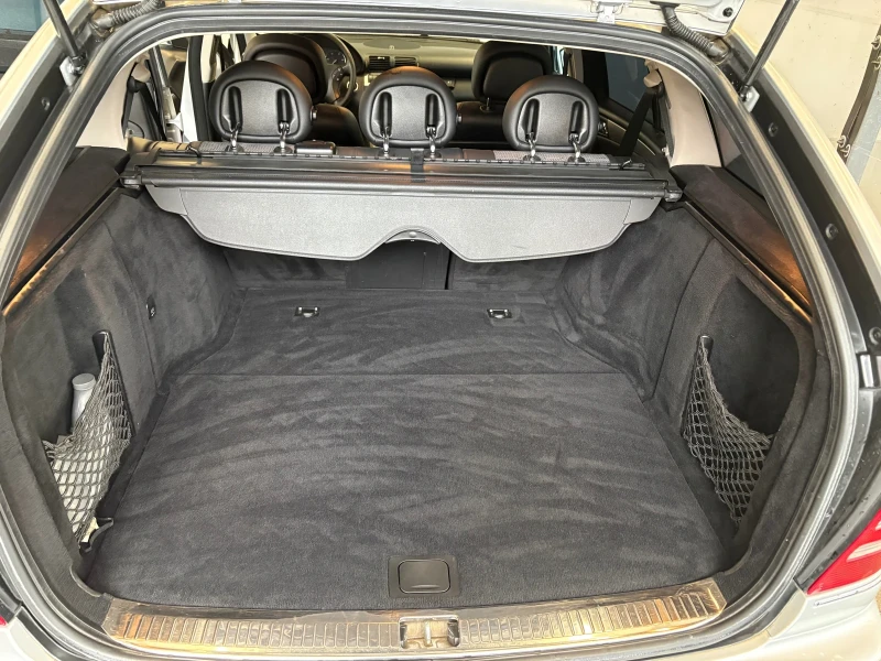 Mercedes-Benz C 220 EURO 4, снимка 15 - Автомобили и джипове - 52567336