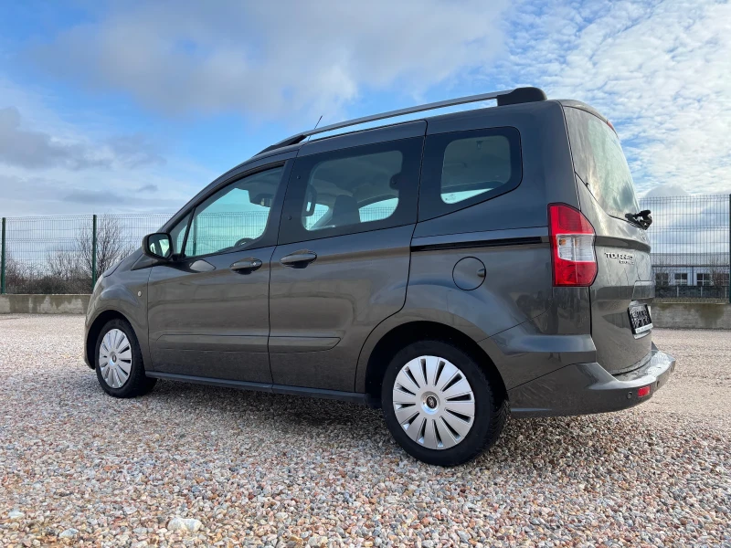 Ford Tourneo Connect 1.5 TDCI, снимка 5 - Автомобили и джипове - 53431018