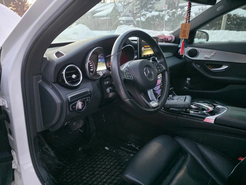 Mercedes-Benz C 300 * CARFAX * ПОДГРЕВ* AMG ПАКЕТ* , снимка 5 - Автомобили и джипове - 53469529