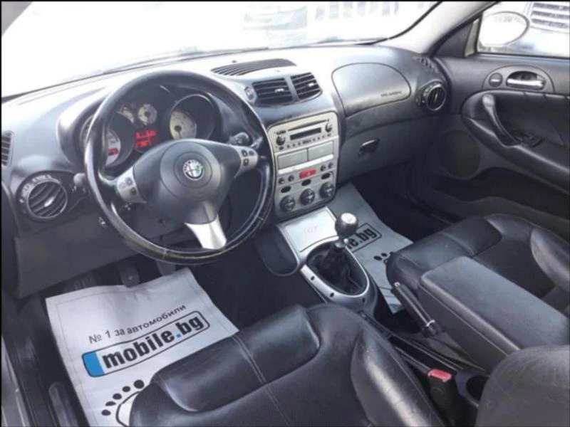 Alfa Romeo Gt 1.9 Швейцария, снимка 10 - Автомобили и джипове - 43393902