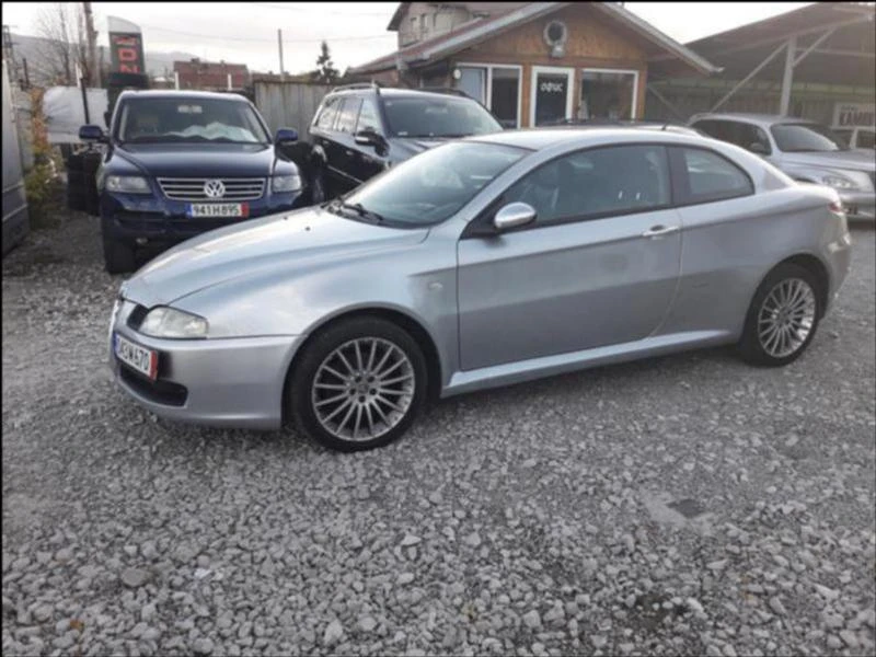 Alfa Romeo Gt 1.9 Швейцария, снимка 4 - Автомобили и джипове - 43393902