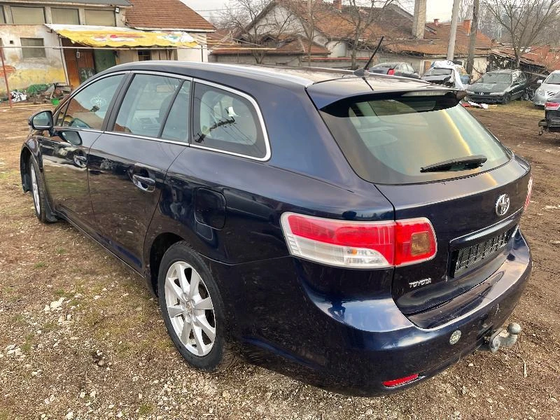 Toyota Avensis 2.0D-4D 126к.с НА ЧАСТИ, снимка 5 - Автомобили и джипове - 41356528