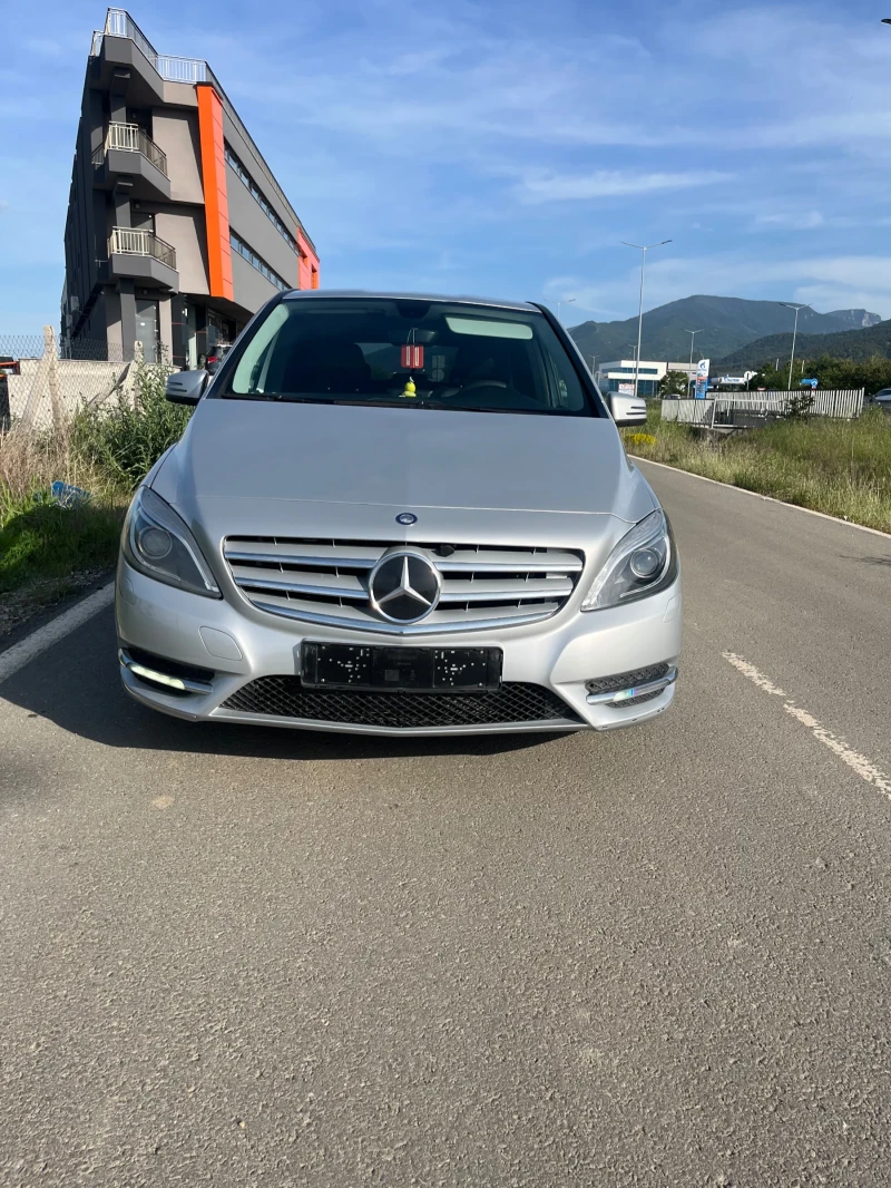 Mercedes-Benz B 180 - 16999 лв. - 84363799 1